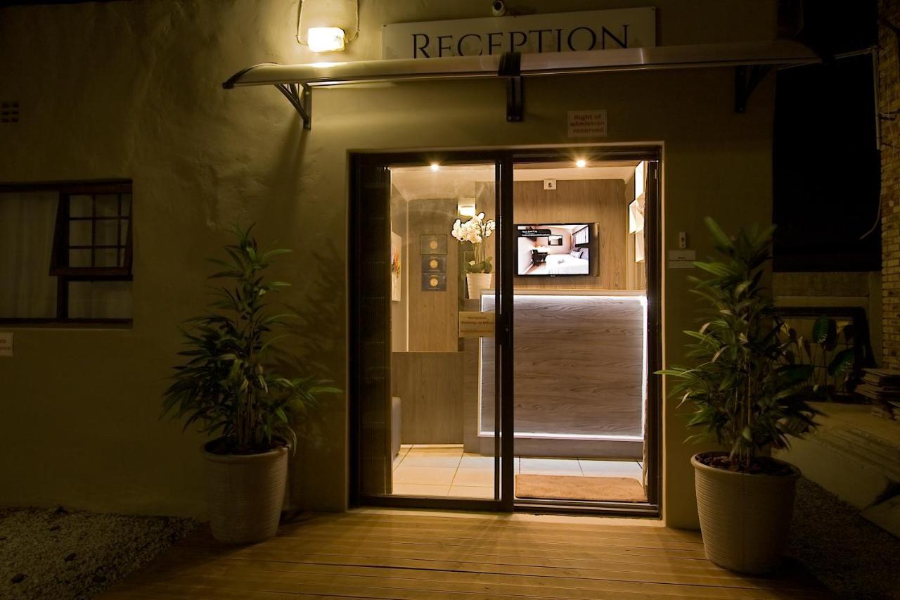 Royal Palms Guest House Порт Елизабет Екстериор снимка