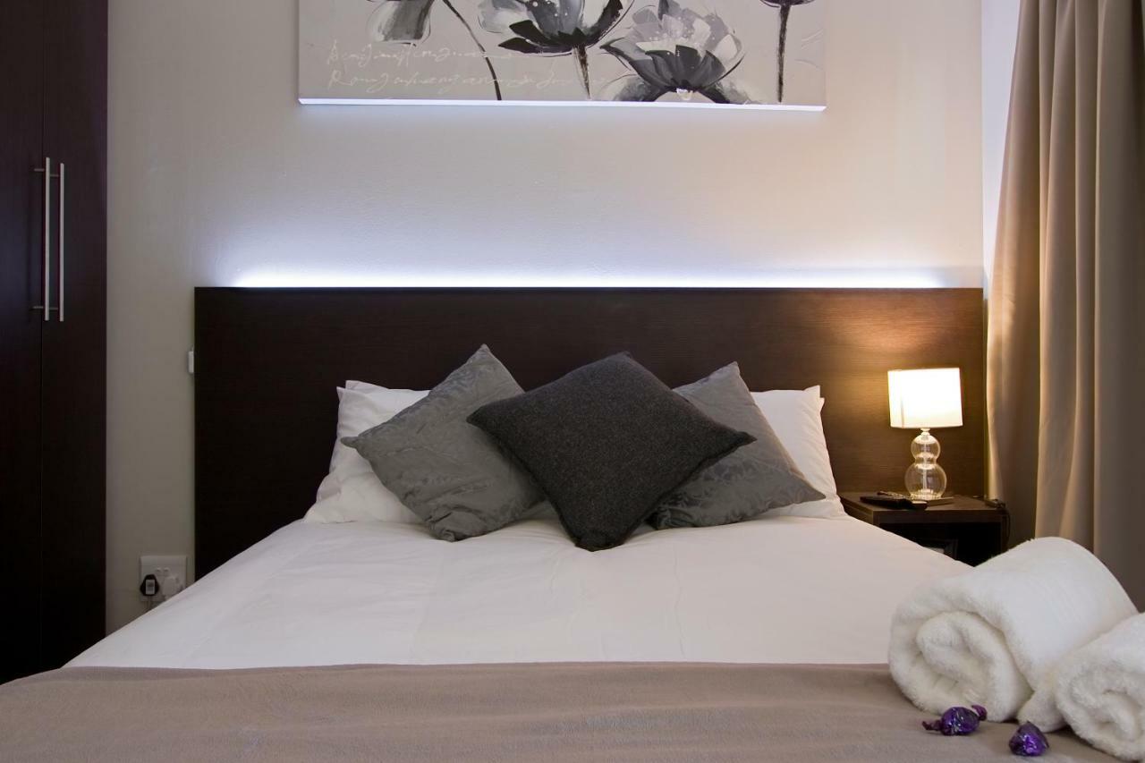 Royal Palms Guest House Порт Елизабет Екстериор снимка